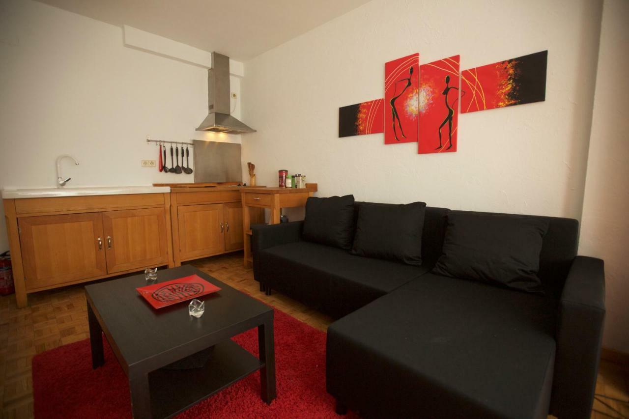 Apartment In Lavapies Madrid Center Bagian luar foto