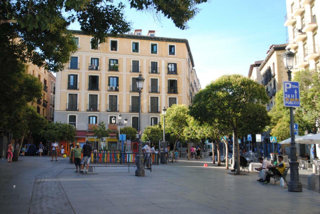 Apartment In Lavapies Madrid Center Bagian luar foto